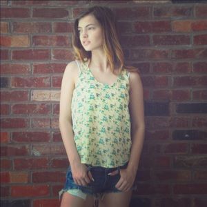 Lace back floral Tank